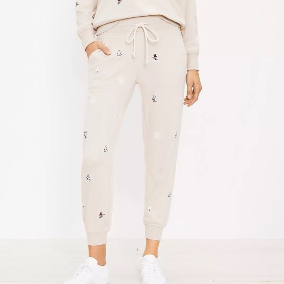 Lou & Grey Pants - NWT Lou & Grey Tan Winter Pattern Embroidered Jogger Pants size XL